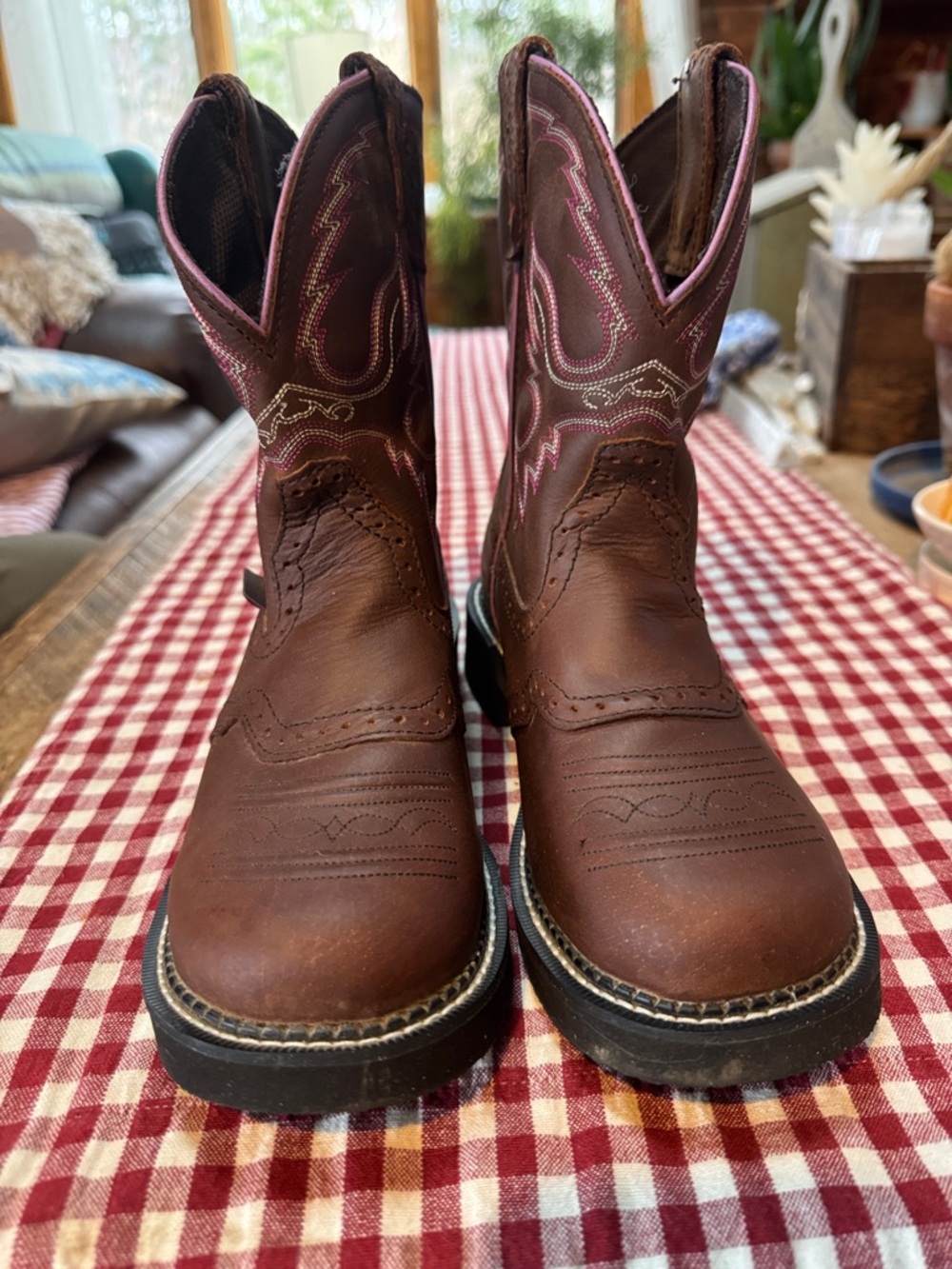 Justin Gypsy Brown Leather Western Cowboy Boots with Pink Stitching